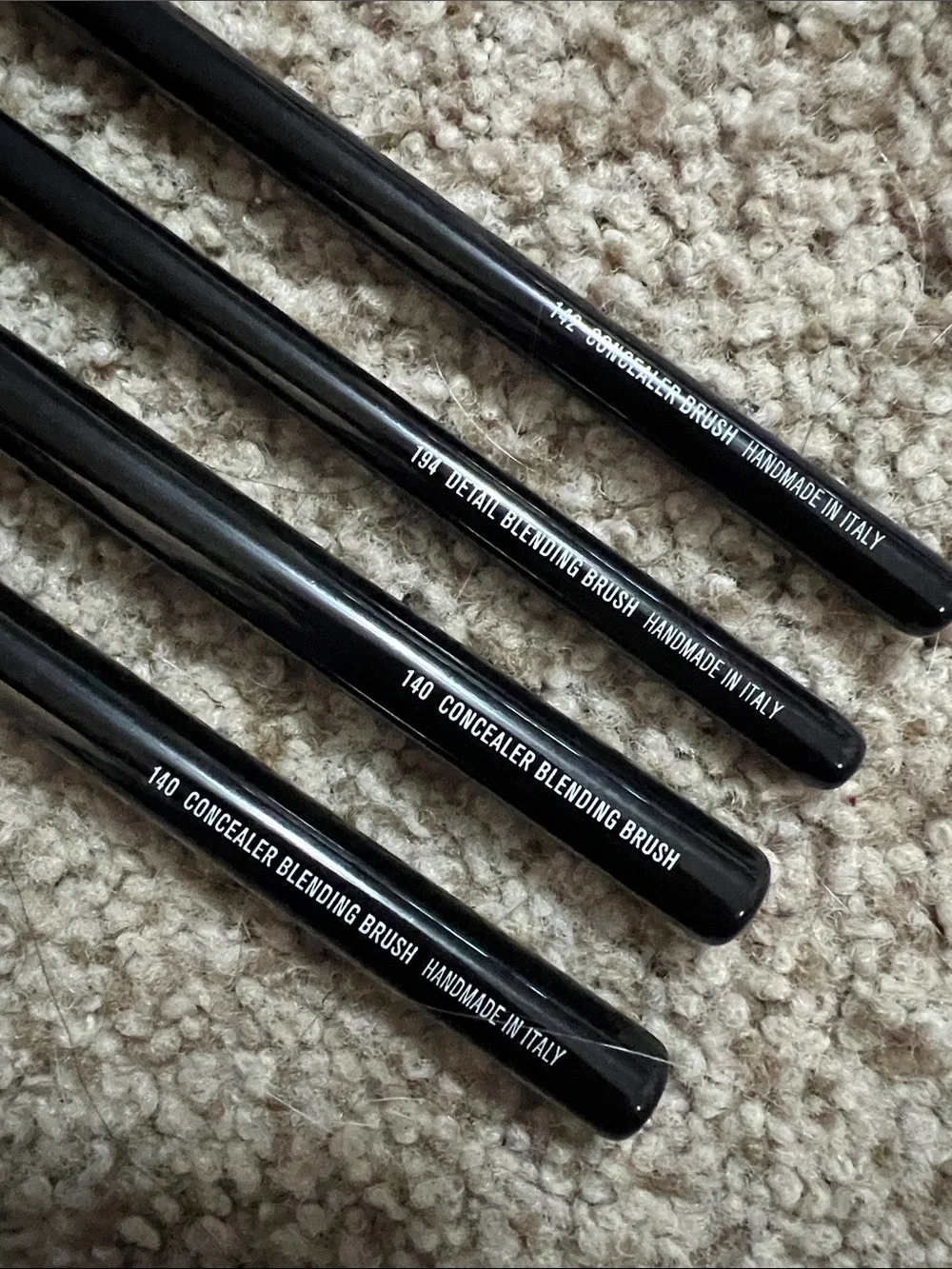 💕 IL MAKIAGE Set of 4 Brushes 140 Concealer Blending, 142, 194 Detail Blending